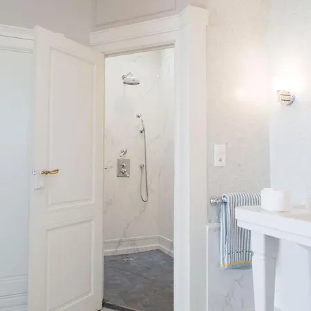 Maison Cuevas Penzion Biarritz
