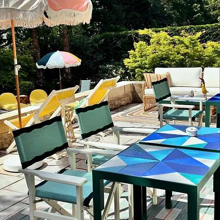 Maison Cuevas بيت ضيافة بياريتز