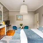 Maison Cuevas Гостевой дом Биарриц