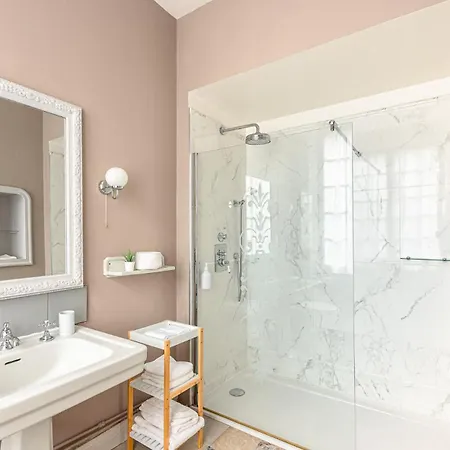 Maison Cuevas 4*